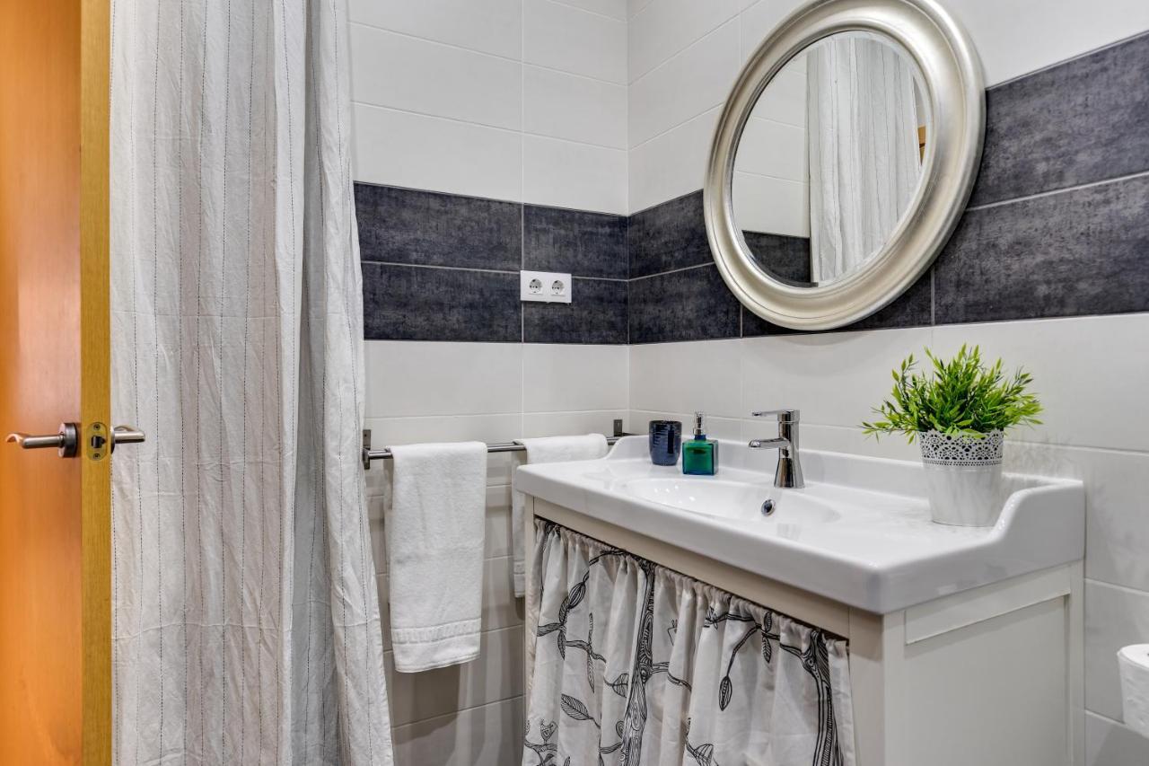 Charming & Convenient Apartment Near Plaza Espanya Barcelona Ngoại thất bức ảnh